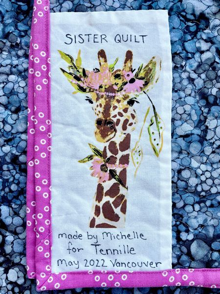 giraffle quilt label sister quilt