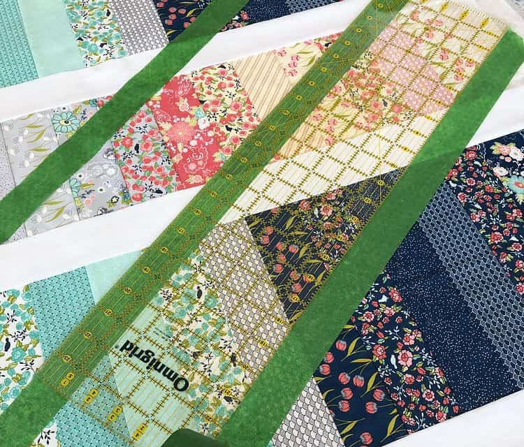 Learn how to do straight line quilting (Beginner friendly!)